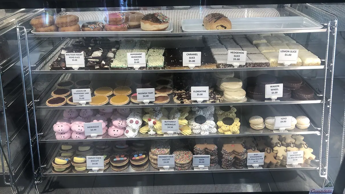 Bakery & Café bakes